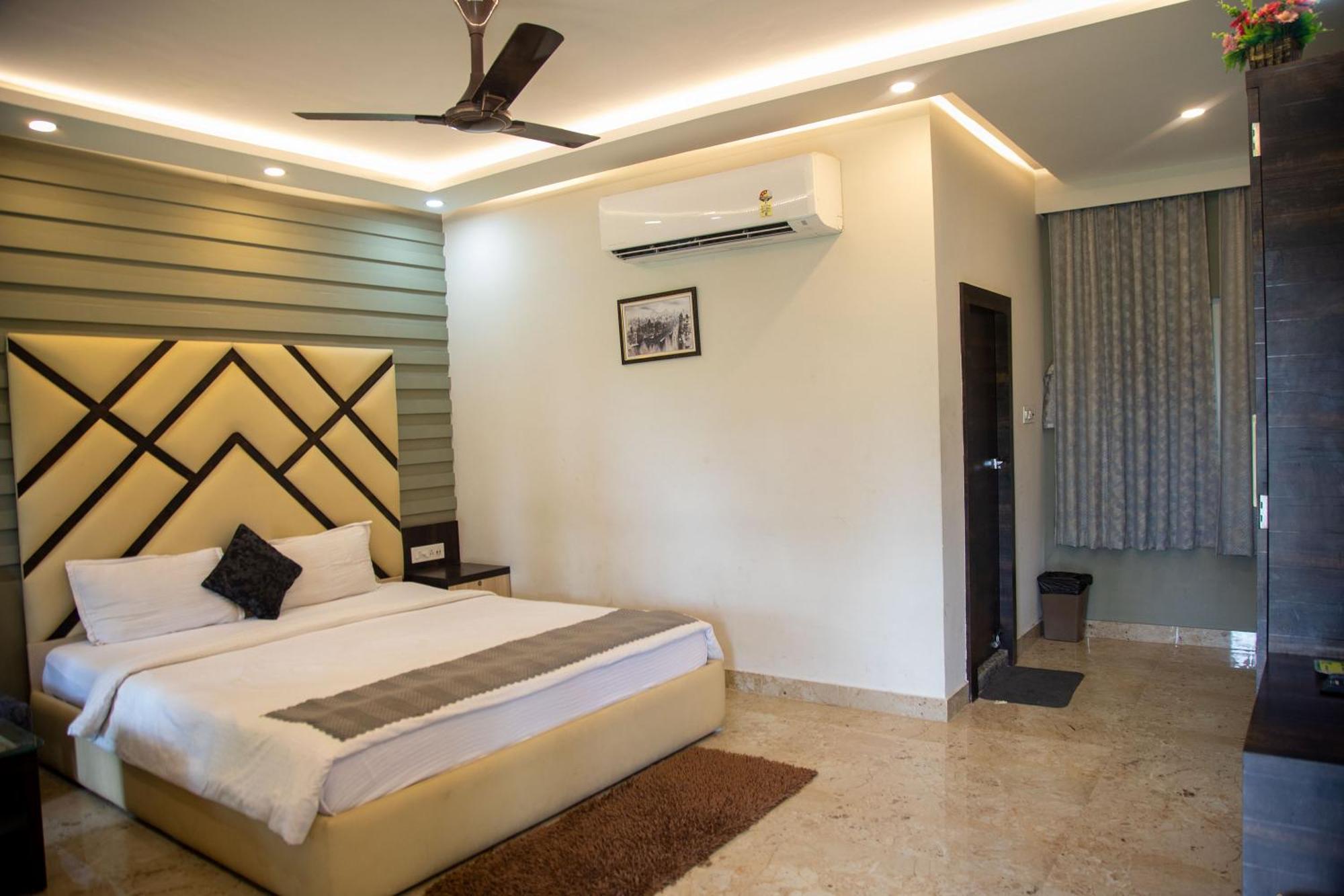 Banabithi Resort Bhangar Екстер'єр фото